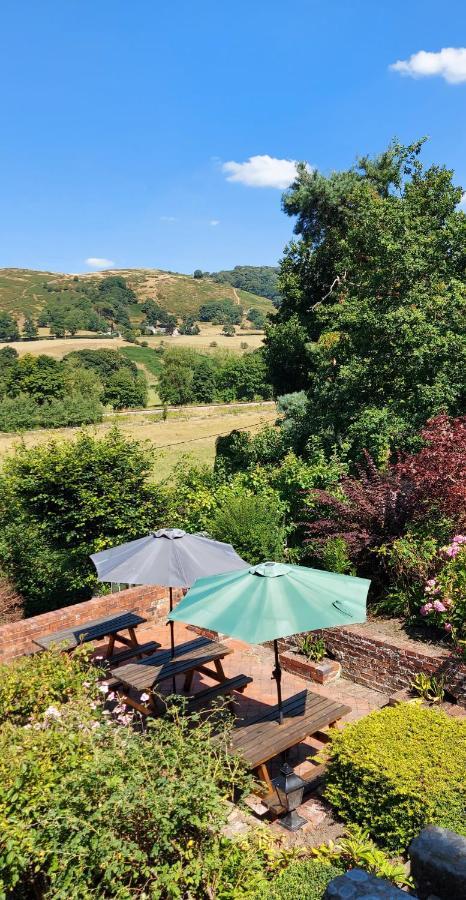 Bron-Y-Graig Hotel คอร์เวน ภายนอก รูปภาพ